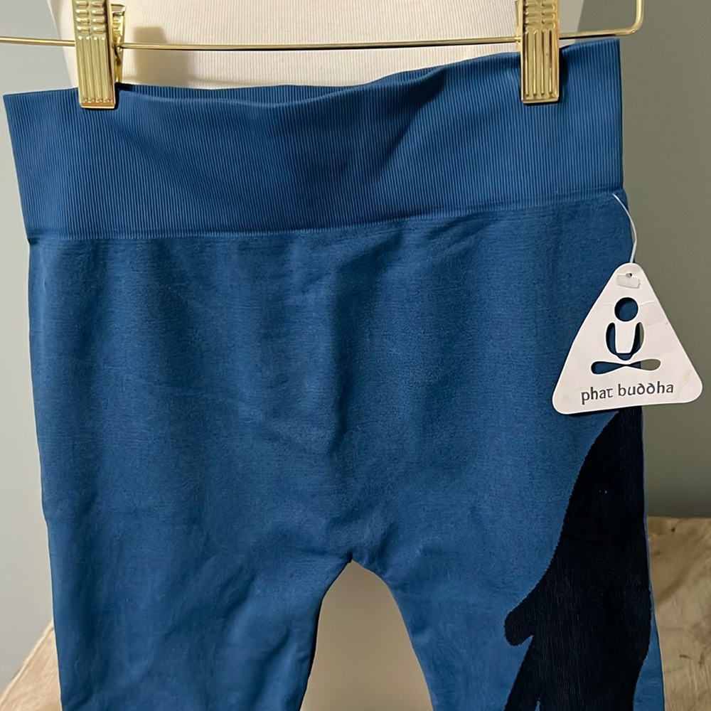 Phat Buddha legging. New with tags. Size small.
